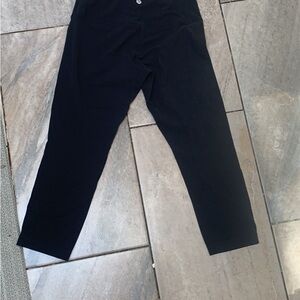 Lululemon Athletica Black Capris Versatile and Stylish